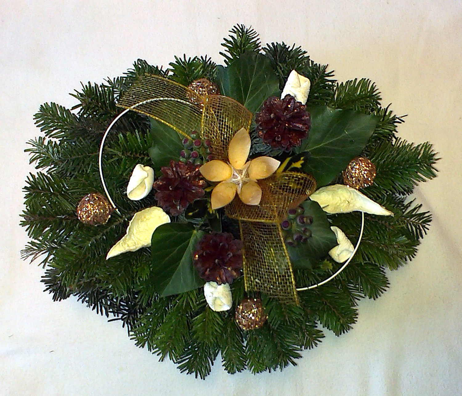 Hnedobéžový aranžmán